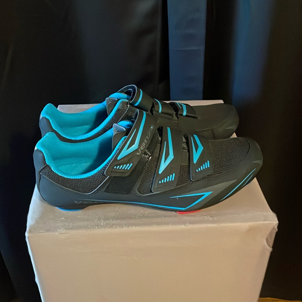 Venzo bike shoes, men’s size 9 women’s size 10 1/2